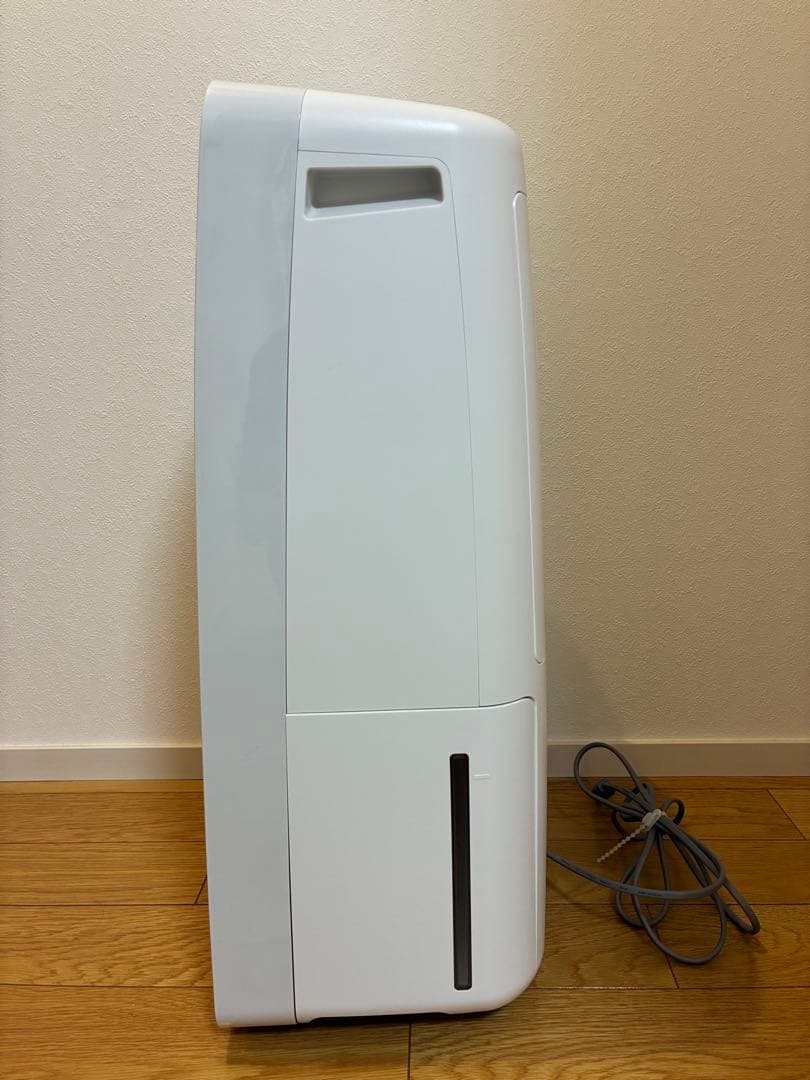 【美品】SHARP 衣類乾燥除湿機　CV-L120-W