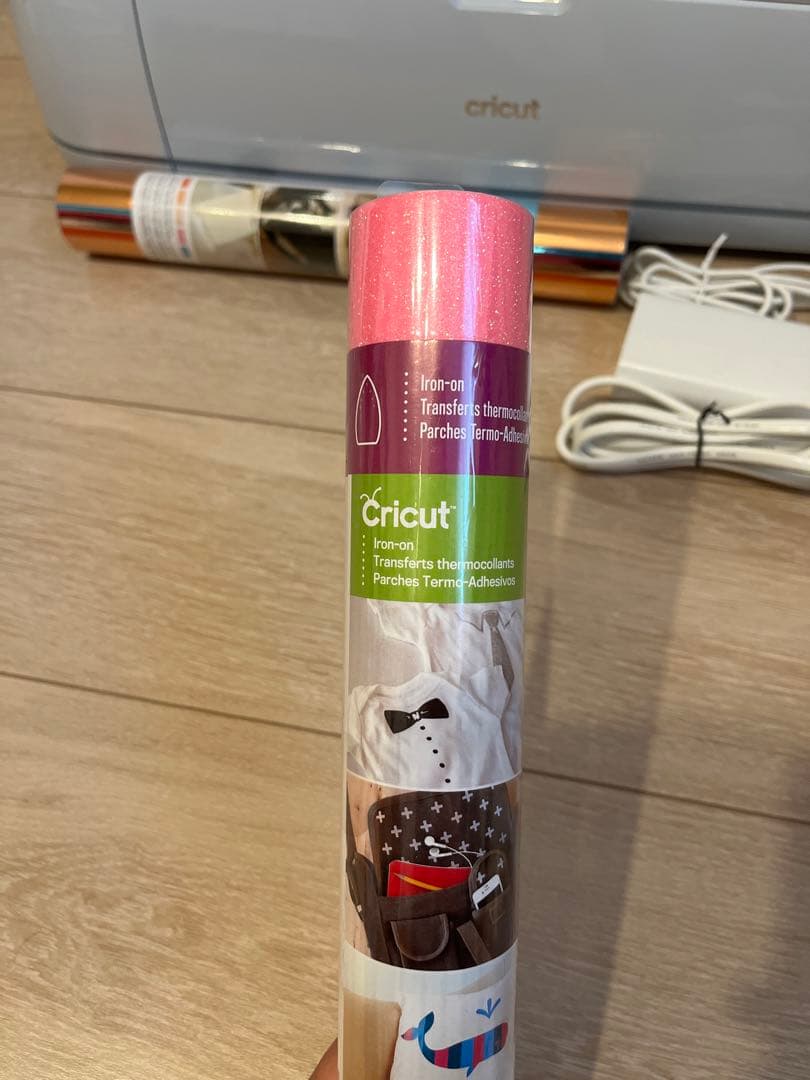 最終価格　美品　Cricut maker3 クリカット　カッティングマシン