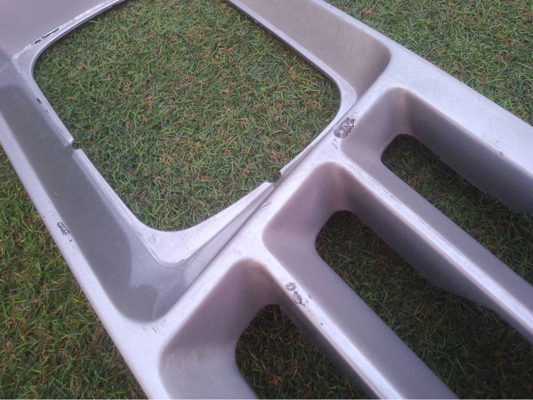 スズキ SJ410 ジムニー KATANA 純正角目グリル シルバー