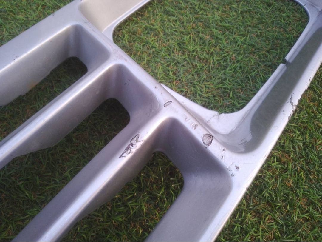 スズキ SJ410 ジムニー KATANA 純正角目グリル シルバー