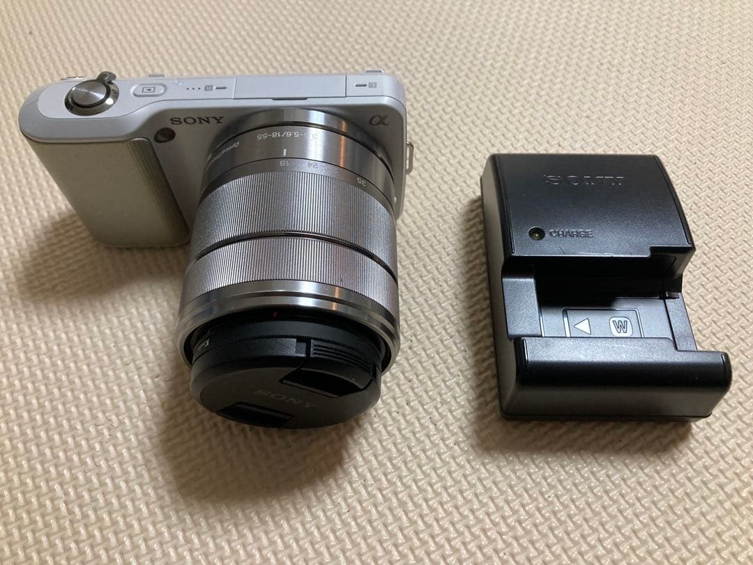 SONY NEX-3 ミラーレス一眼カメラ 本体と充電器