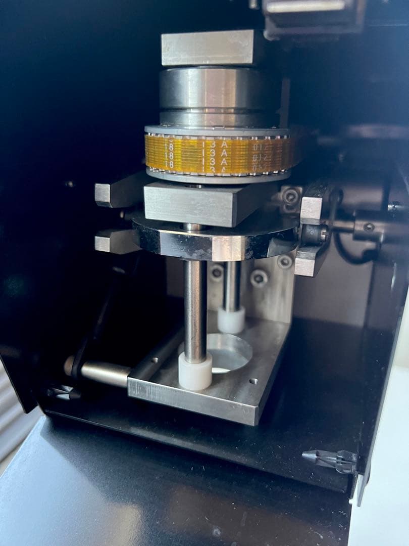 カジュッタ果汁絞り機　新品替刃付　業務用