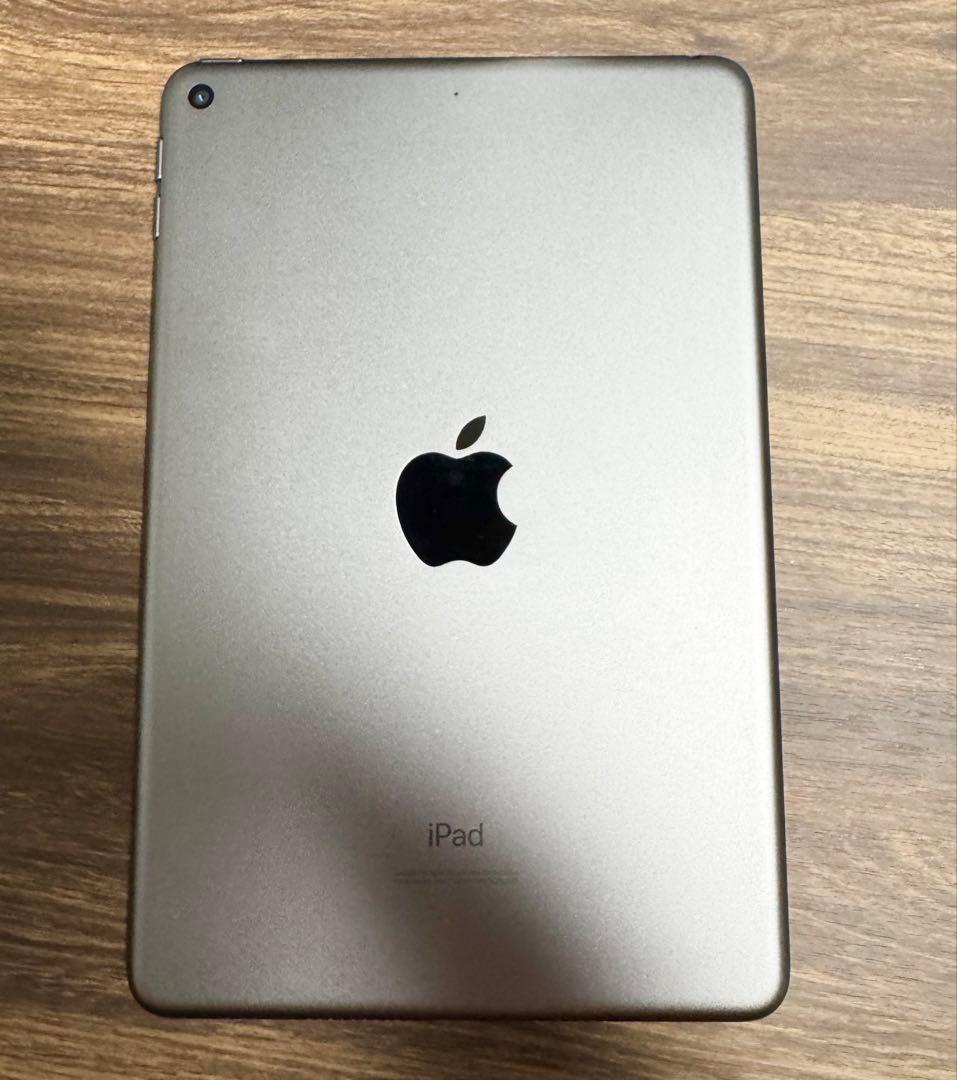 ぱぴこ 【付属品未使用】Apple iPad mini（第5世代）