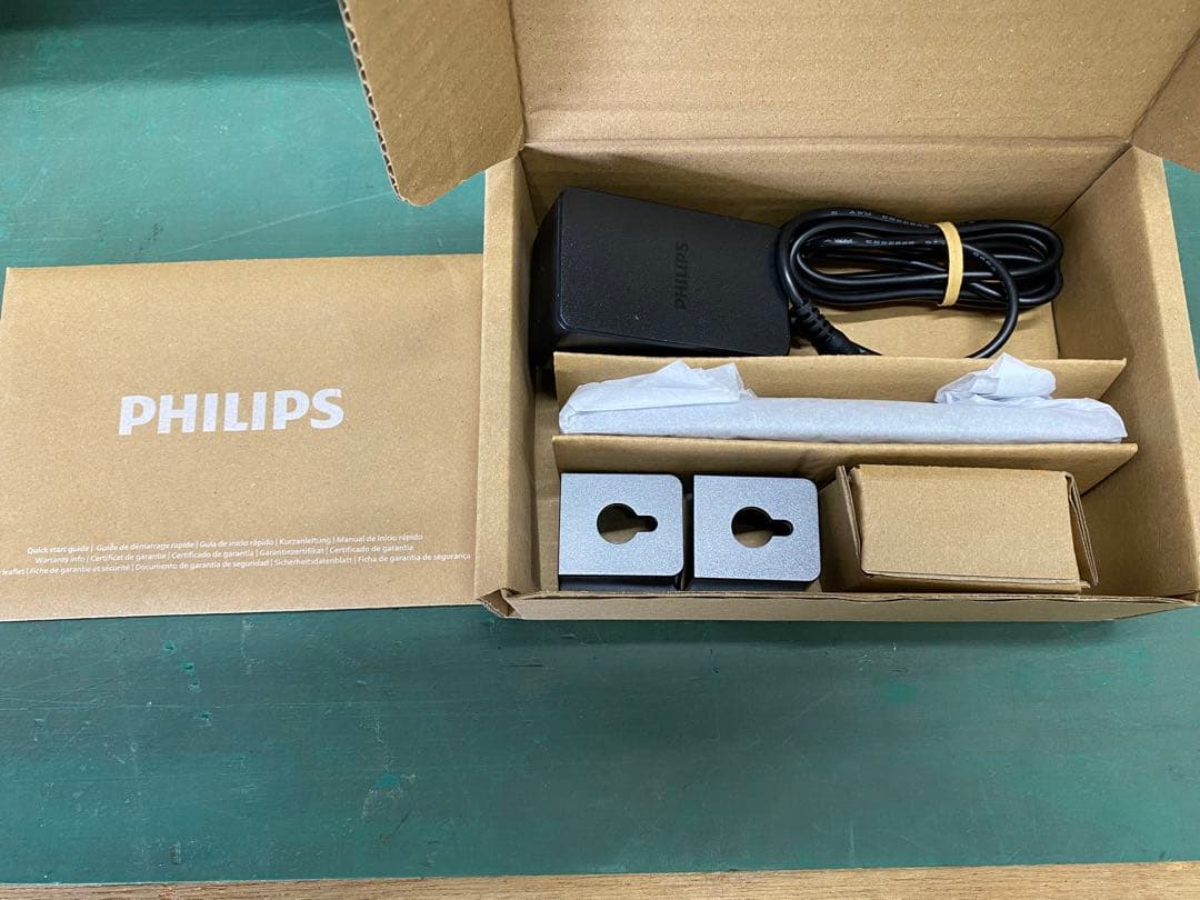 きいちゃん ☆【新品未使用】Philips サウンドバー2.0