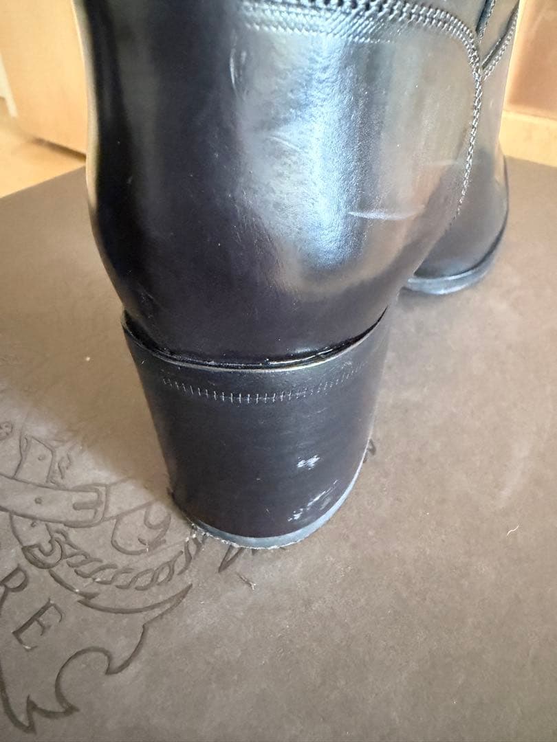 ブラックロングブーツ バックル付き