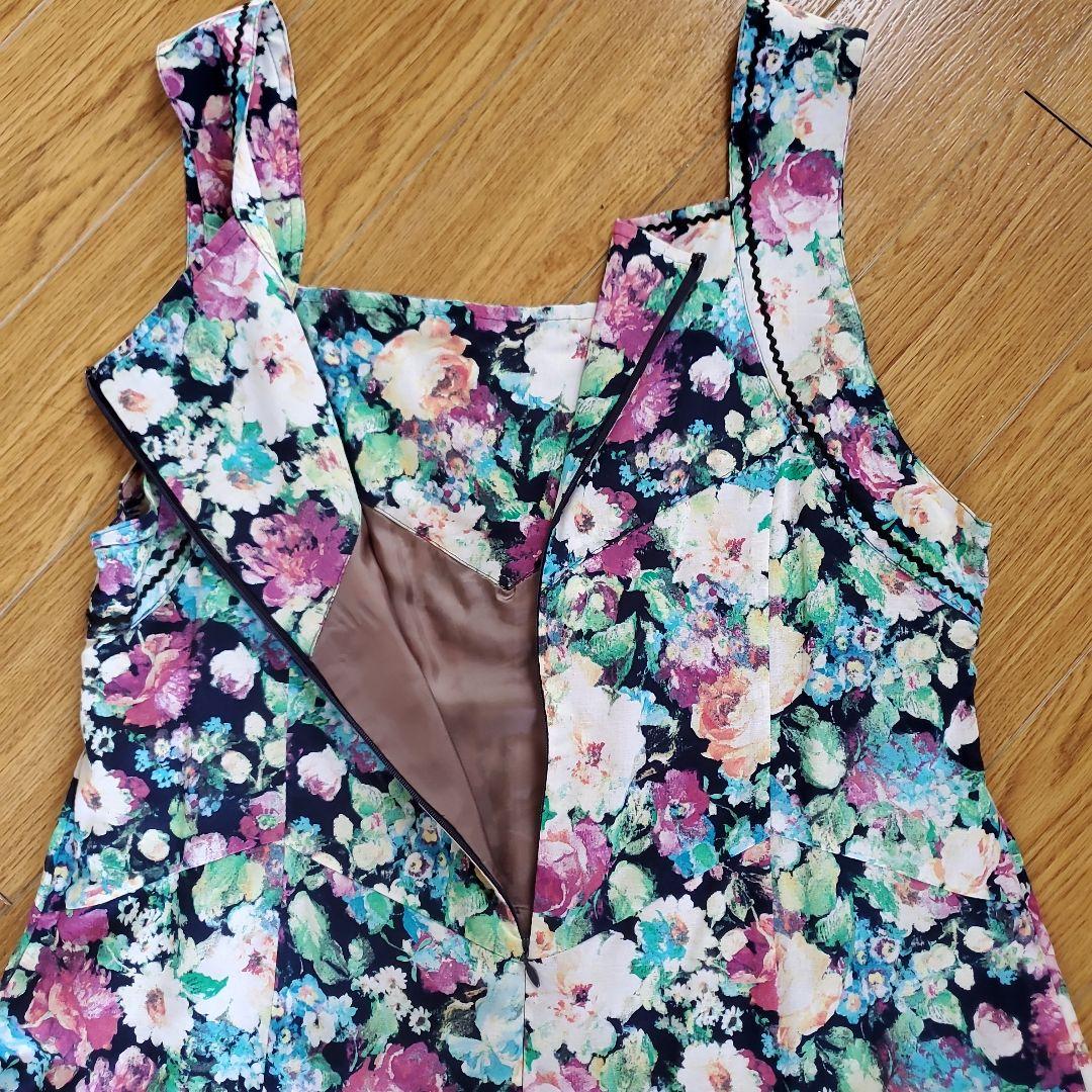 【ビードロ】限定値下中‼️フラワープリントノースリーブロングワンピース