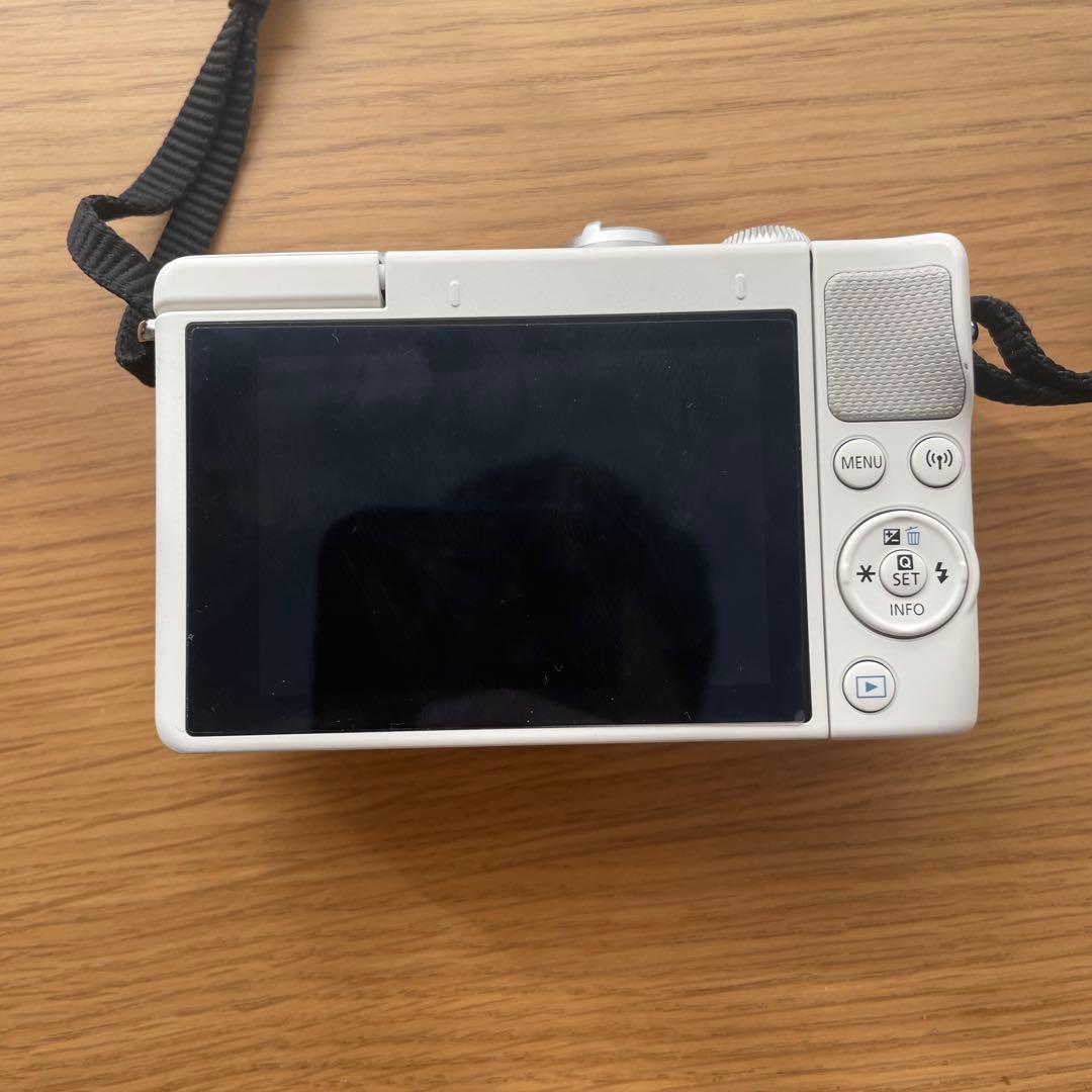 Canon EOS M100 ダブルレンズセット