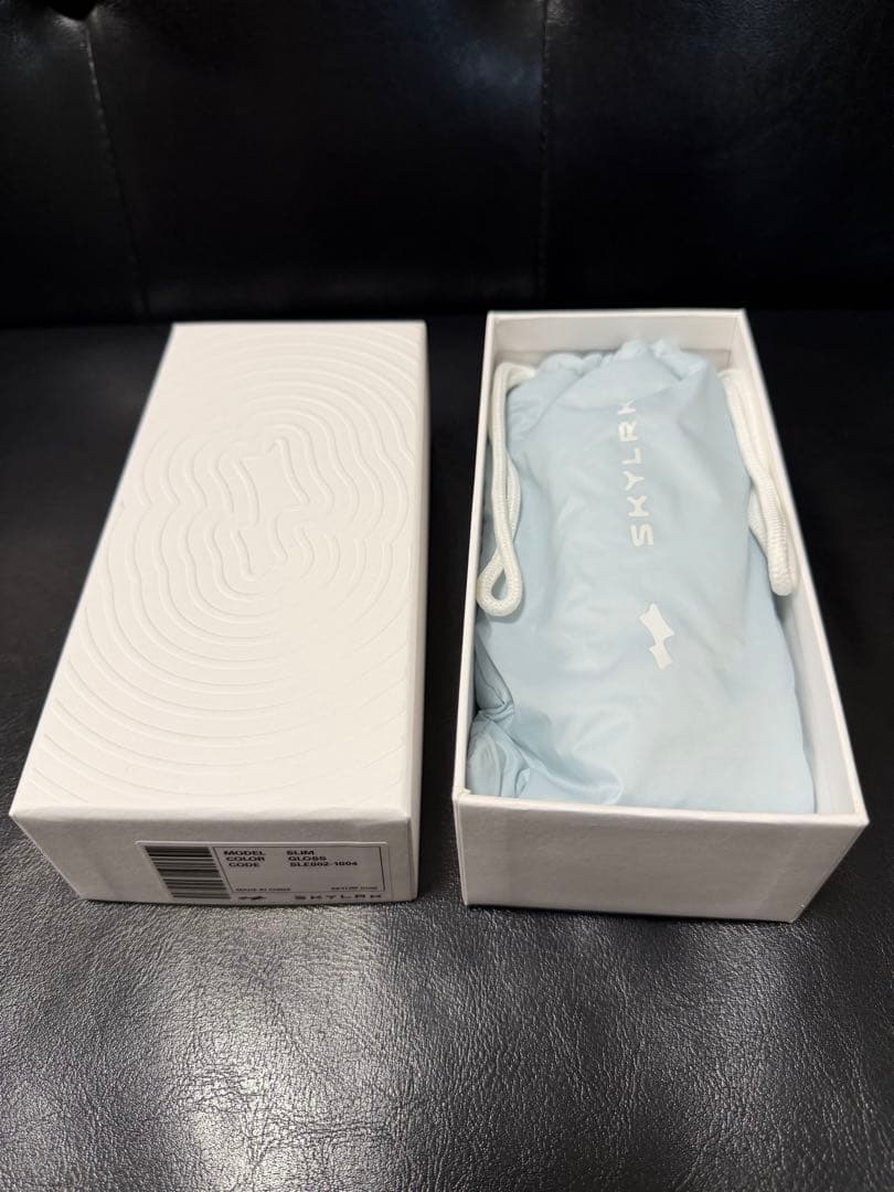 新品未使用品　SKYLRKサングラス GLOSS