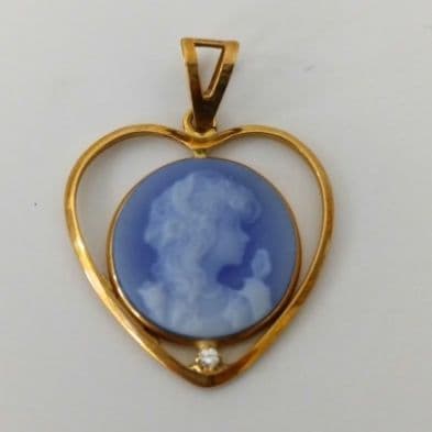 CAMEO ／カメオハート型 ペンダントトップK18刻印／ イタリア製／未使用