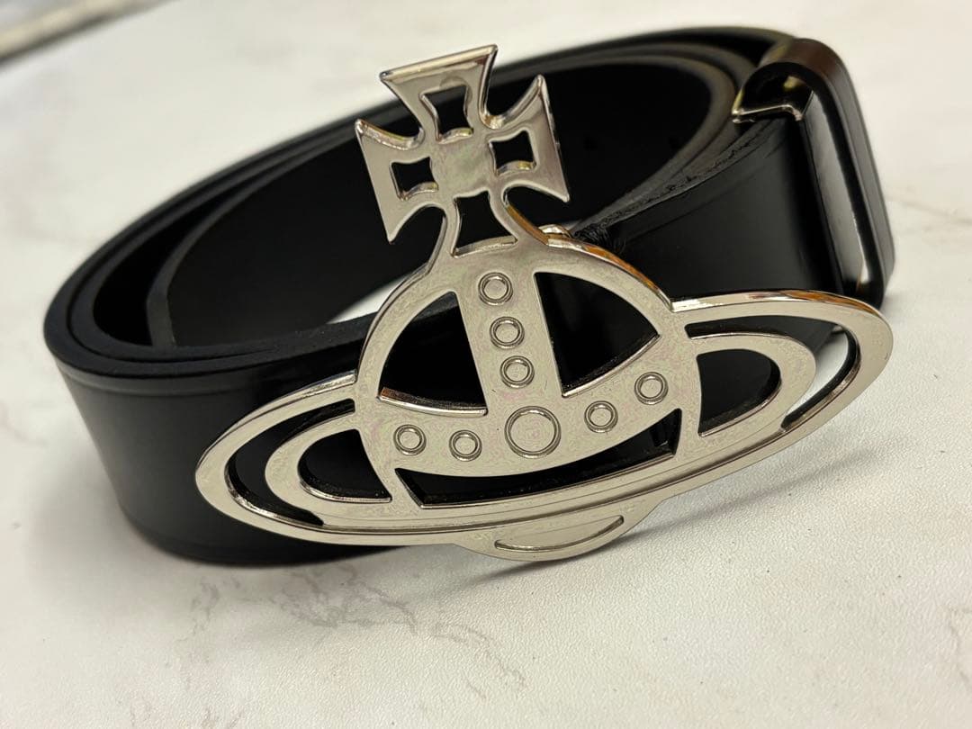 ヴィヴィアン レザーベルト