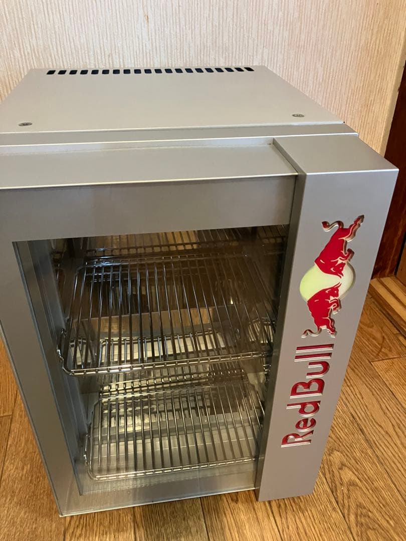 【希少】　RedBull レッドブル　小型冷蔵庫　ショーケース 非売品　美品