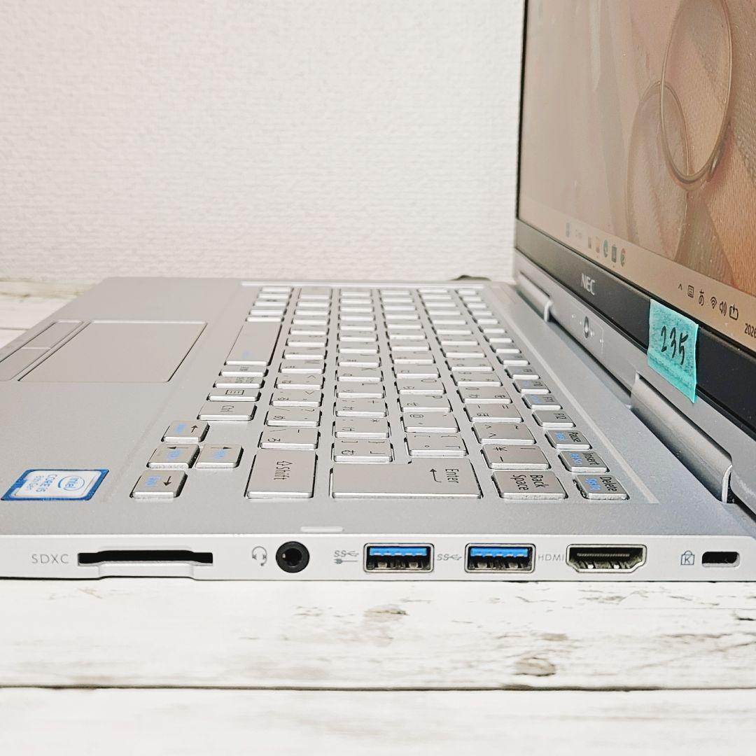タッチパネルで操作OK♪第8世代Core i5 タブレットPC SSD