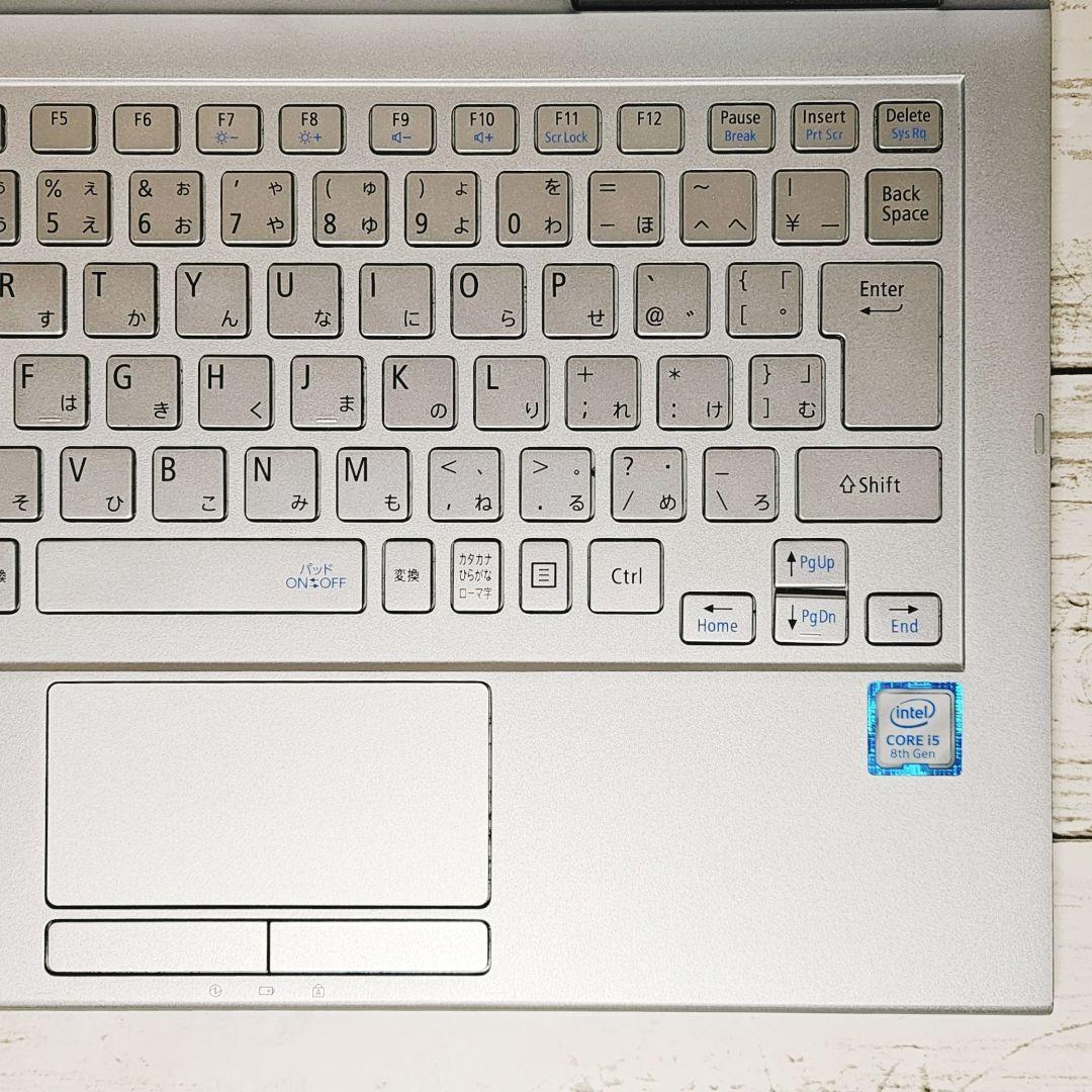 タッチパネルで操作OK♪第8世代Core i5 タブレットPC SSD