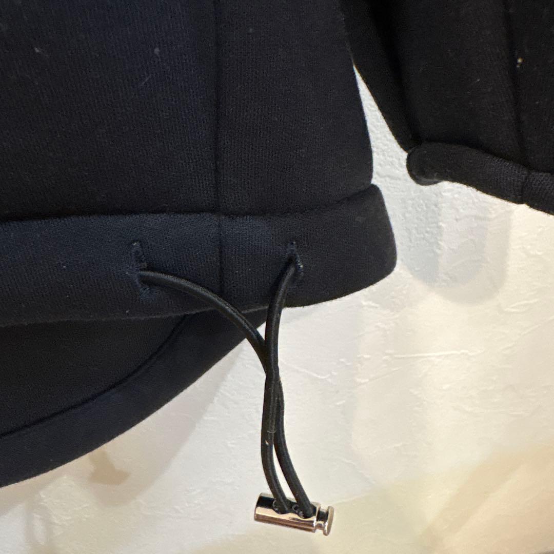 アダムエロペ ダンボールフーディ　ジップブルゾン