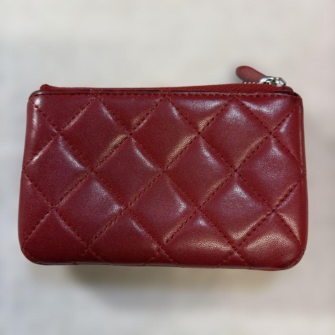 シャネル ココマーク マトラッセ ラムスキン コンパクトウォレット 財布 レッド