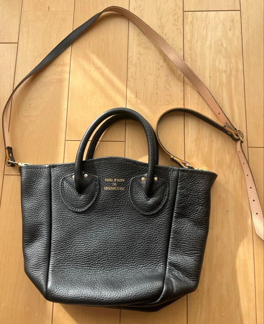 YOUNG ＆OLSEN ヤングアンドオルセン プチレザーショルダーバッグ 黒