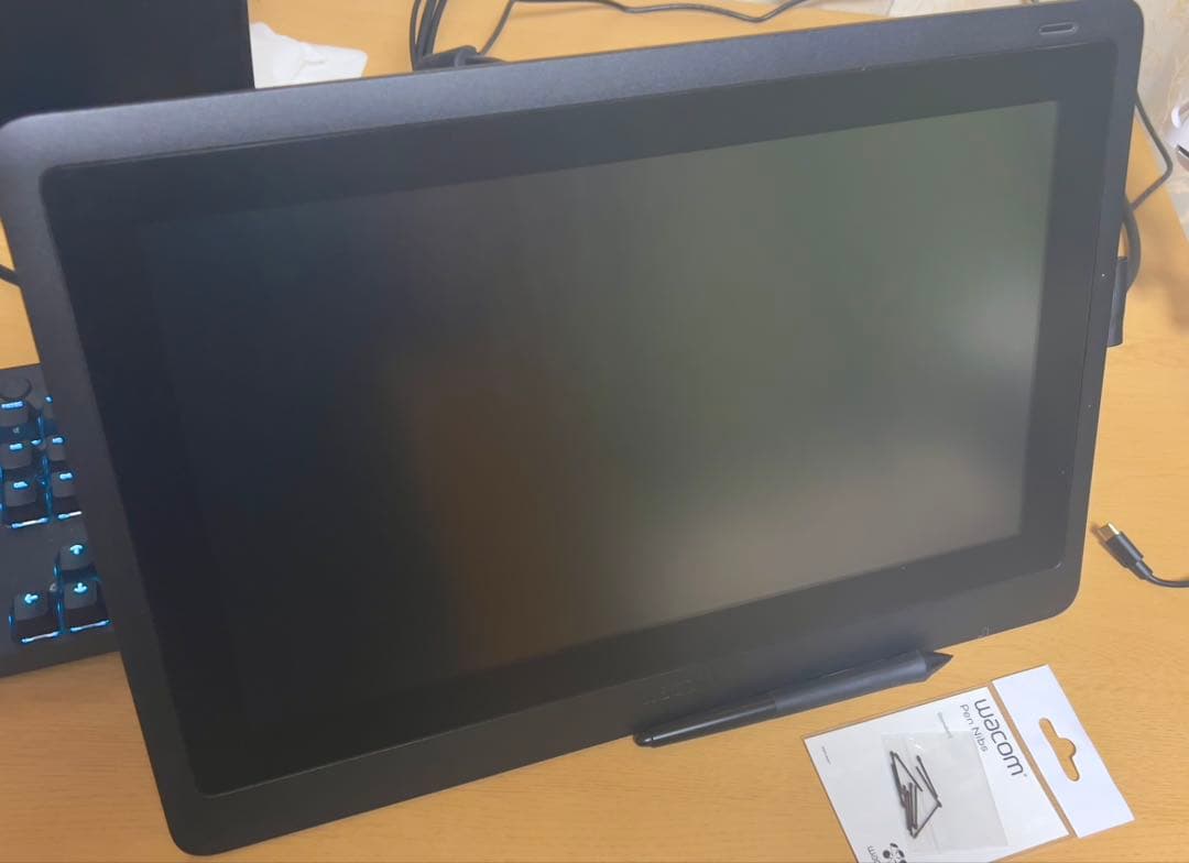 【別売りスタンド付】Wacom Cintiq 16 動作確認済