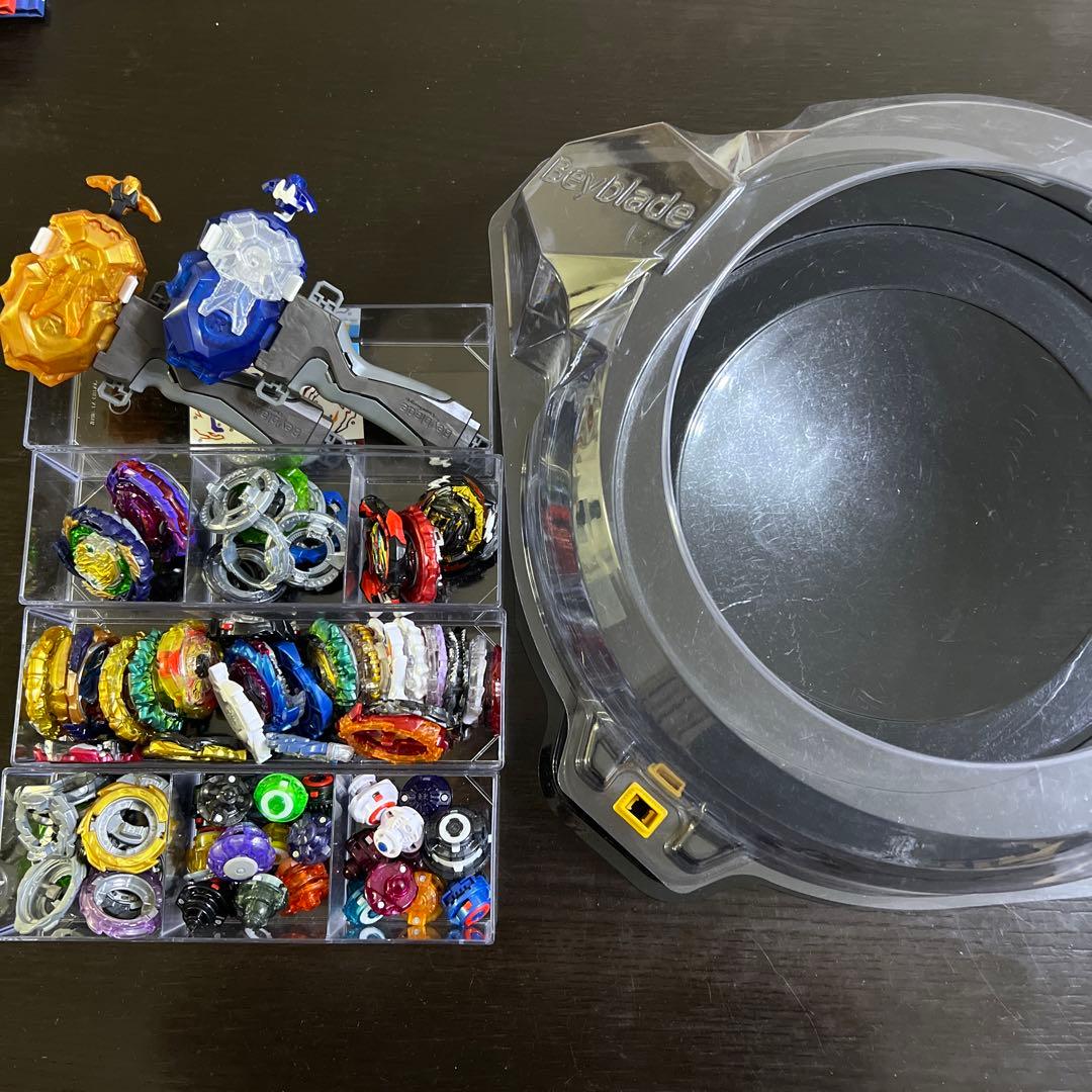 ベイブレードバースト スタジアム＆ベイ＆ランチャーまとめ売りセット