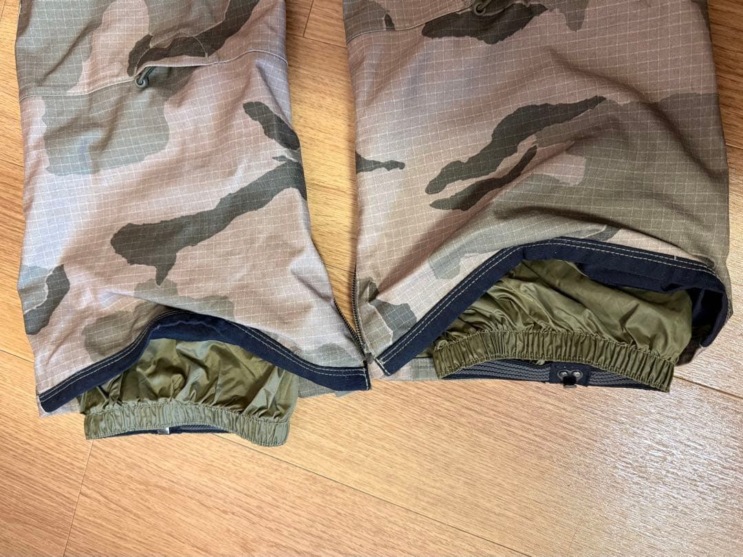 burton ak バートン ビブ パンツ XS