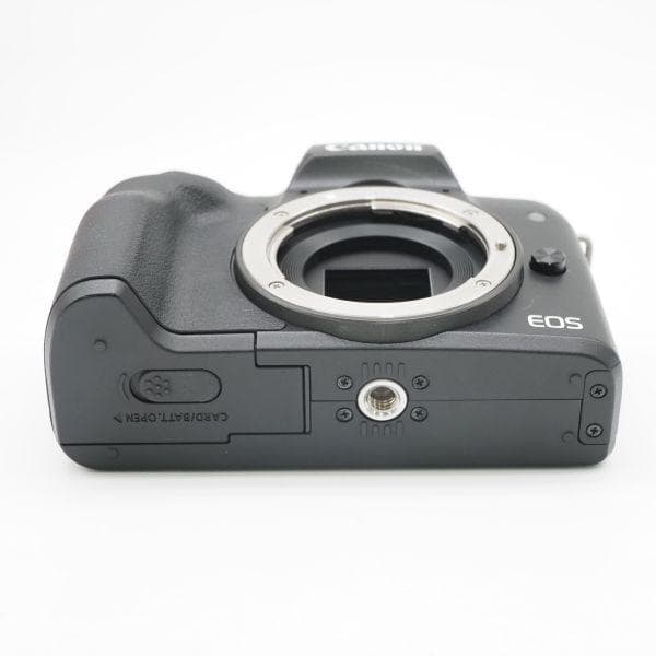 ショット数2,000以下！元箱付き！■ほぼ新品■CANON EOS Kiss M
