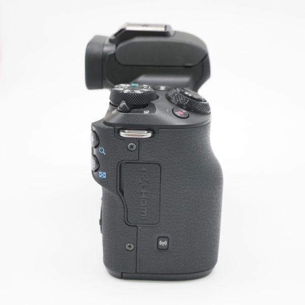 ショット数2,000以下！元箱付き！■ほぼ新品■CANON EOS Kiss M