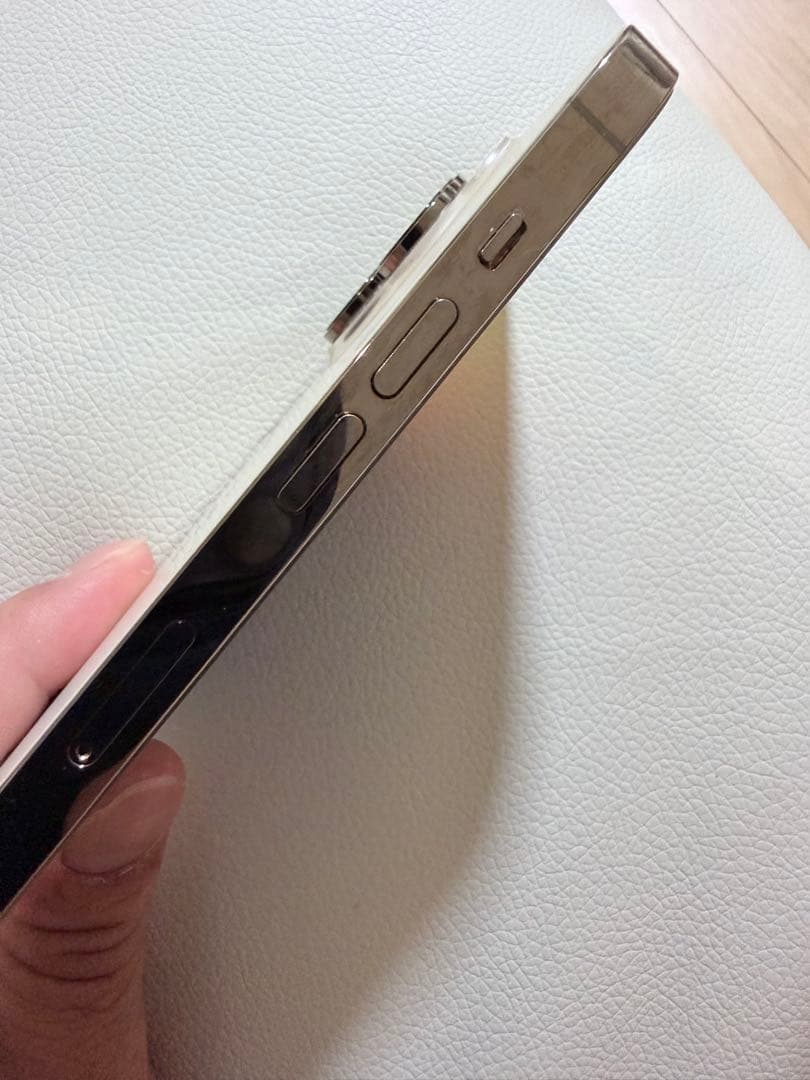 ⭐︎即購入可【美品】iPhone 14 Pro ゴールド　256GB SIMフリー