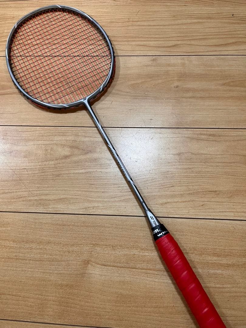 美品ラケット　YONEX ASTROX NEXTAGE