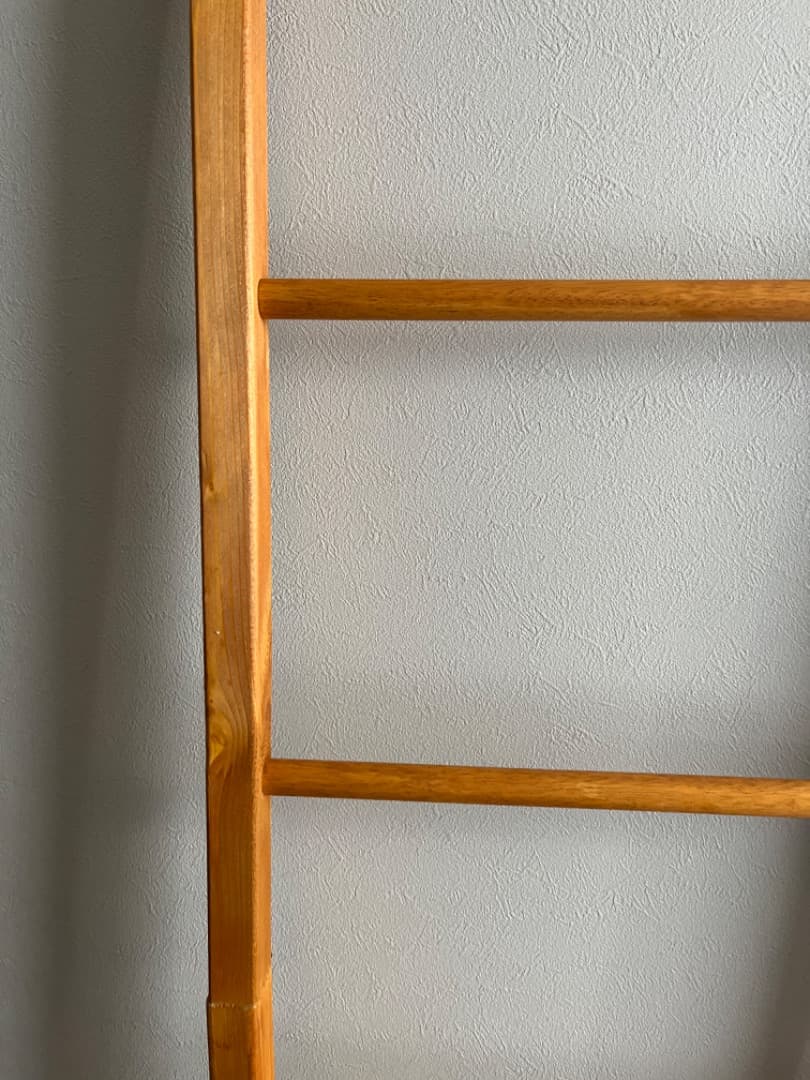 ハンドメイド　ランドリー　ハシゴ　インテリア　アンティーク風