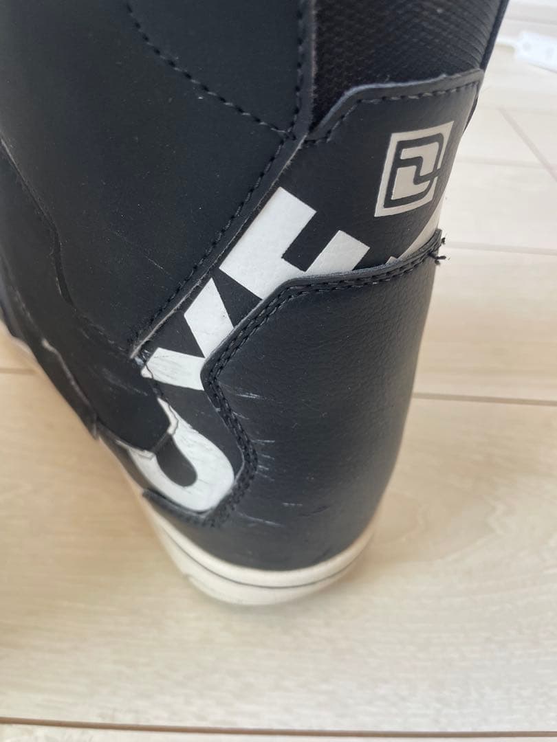 美品⭐︎DEELUXE TEAM ID LALA 23.5cm