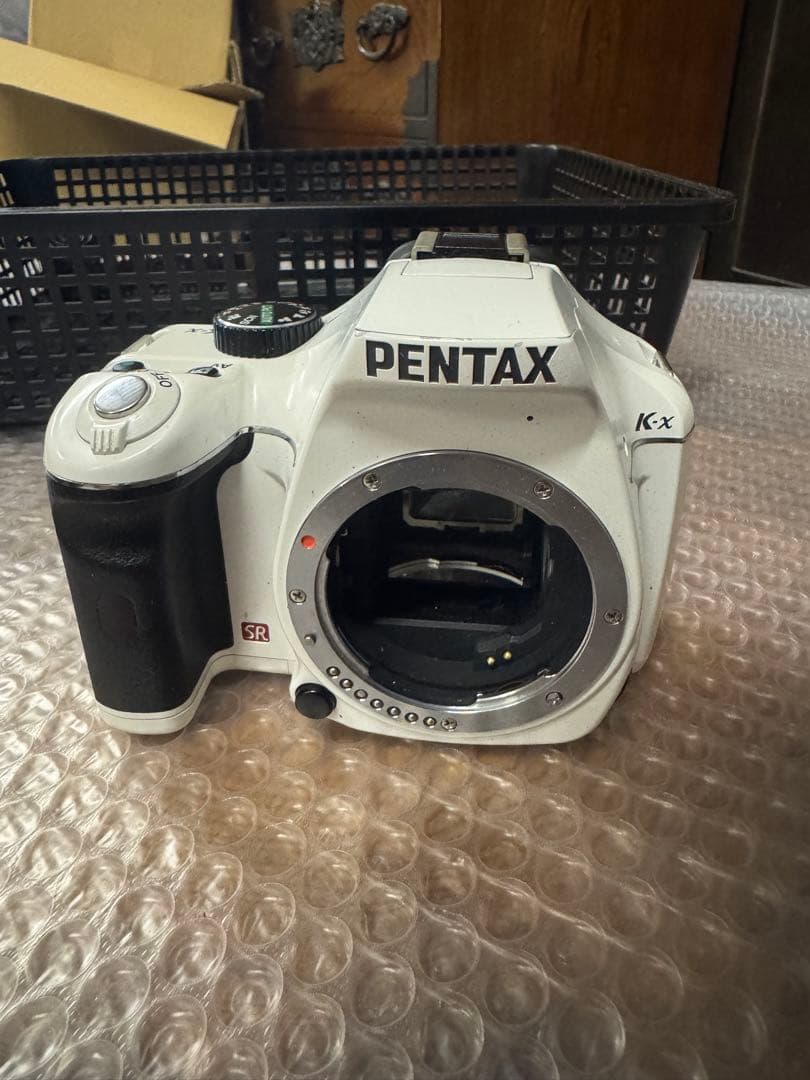 H PENTAX K-x ホワイト デジタル一眼レフカメラ 動作未確認