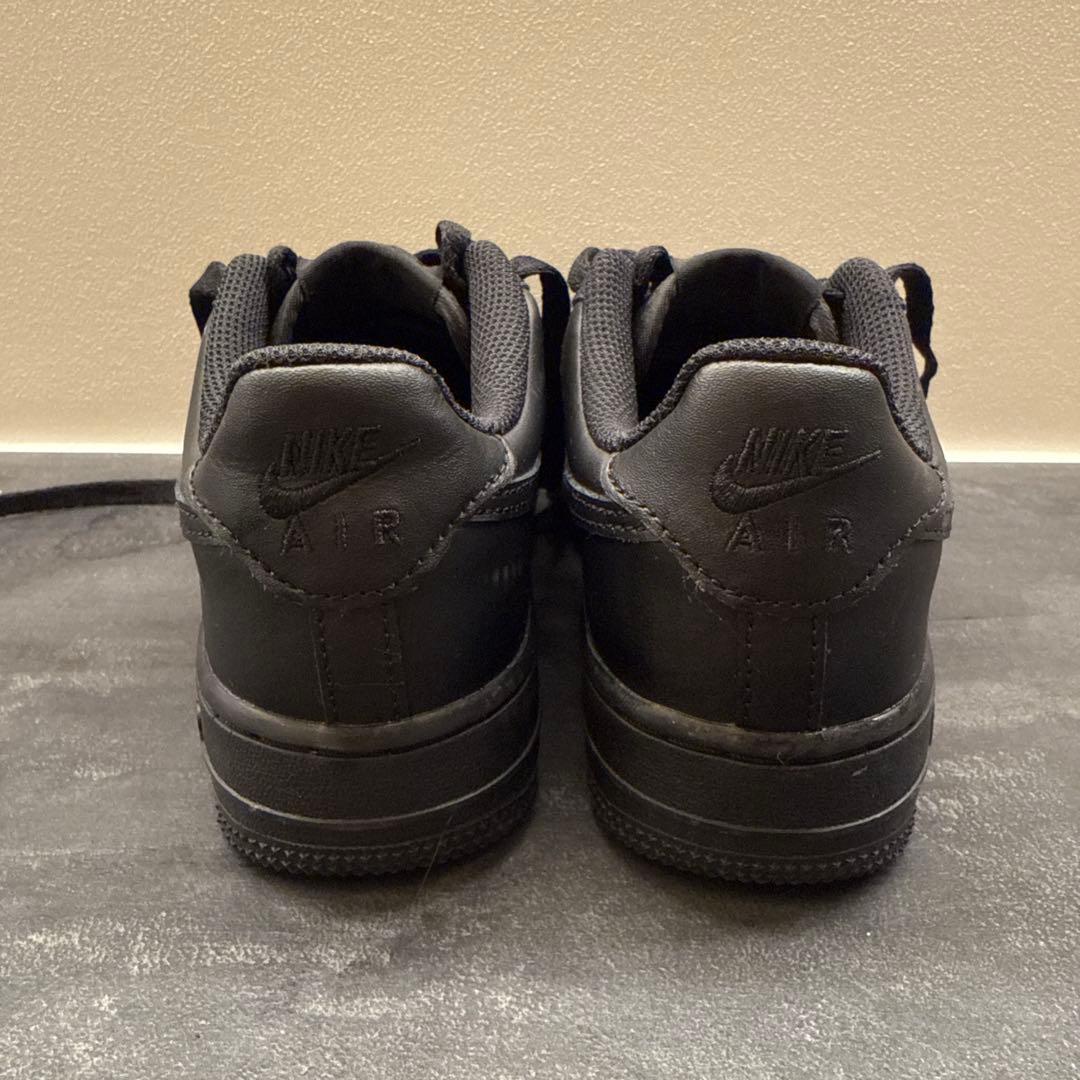 Nike Air Force 1 ブラックスニーカー　23cm