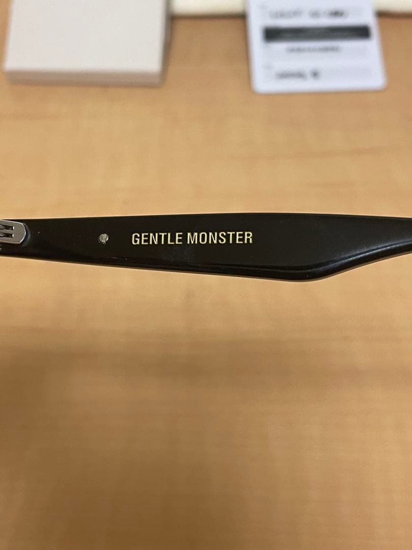 小物 GENTLE MONSTER Lilit 01(BR)