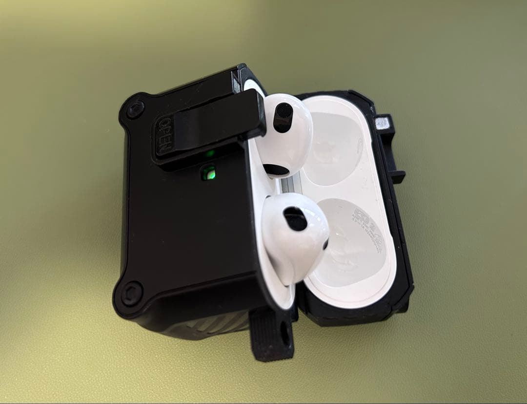 n*g様 AirPods3 本体 無線充電対応 ケース付け 美品