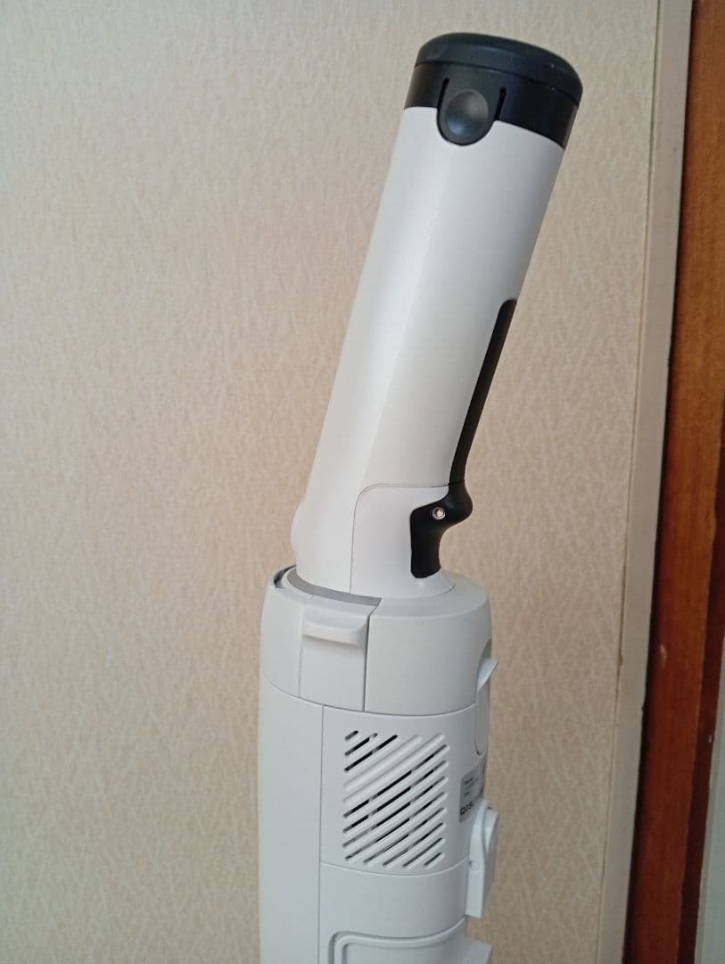 ✩土日限定価格☆【美品】Shark LC400JWH コードレスクリーナー