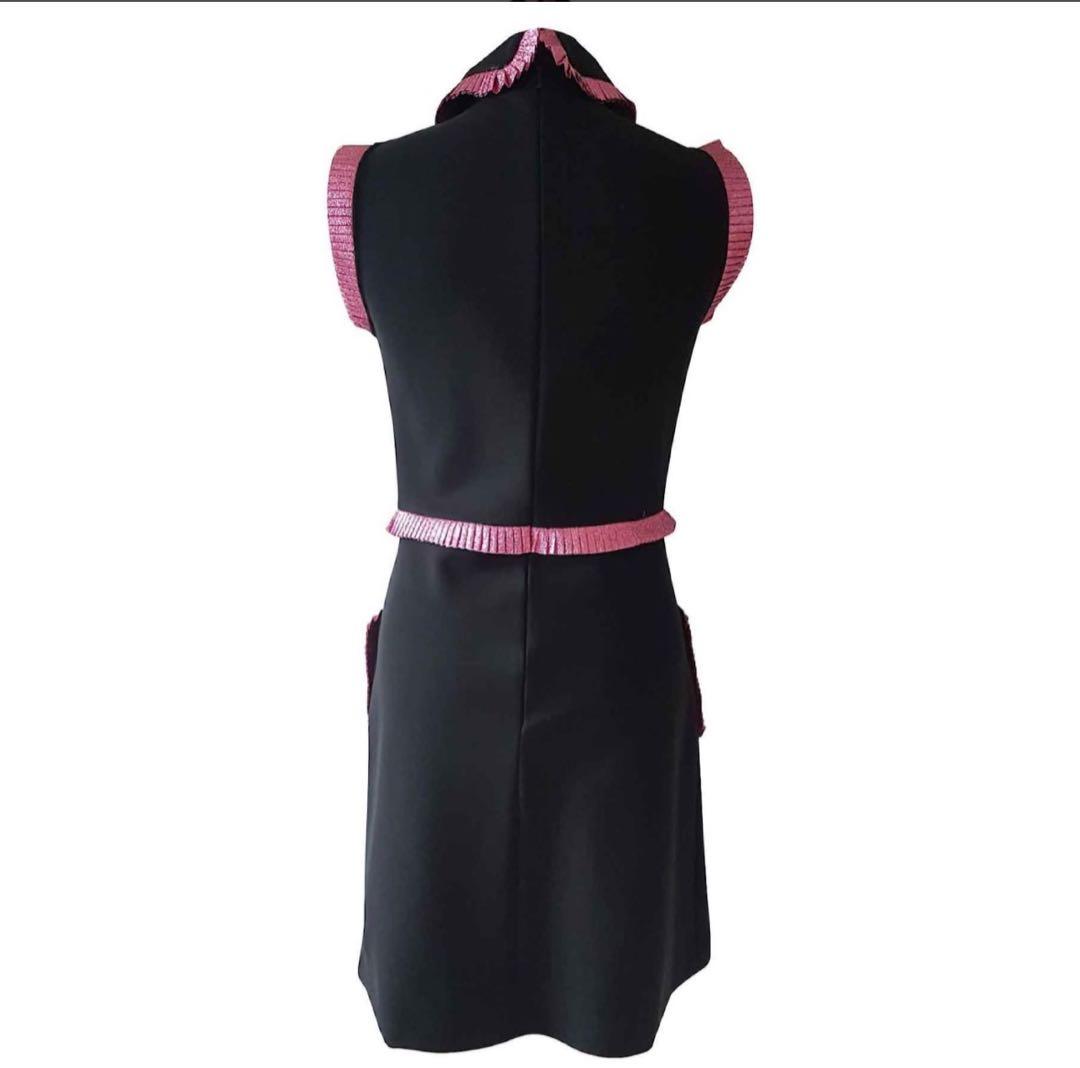 Gucci 2017年コレクション ブラック×ピンク ノースリーブ ワンピース