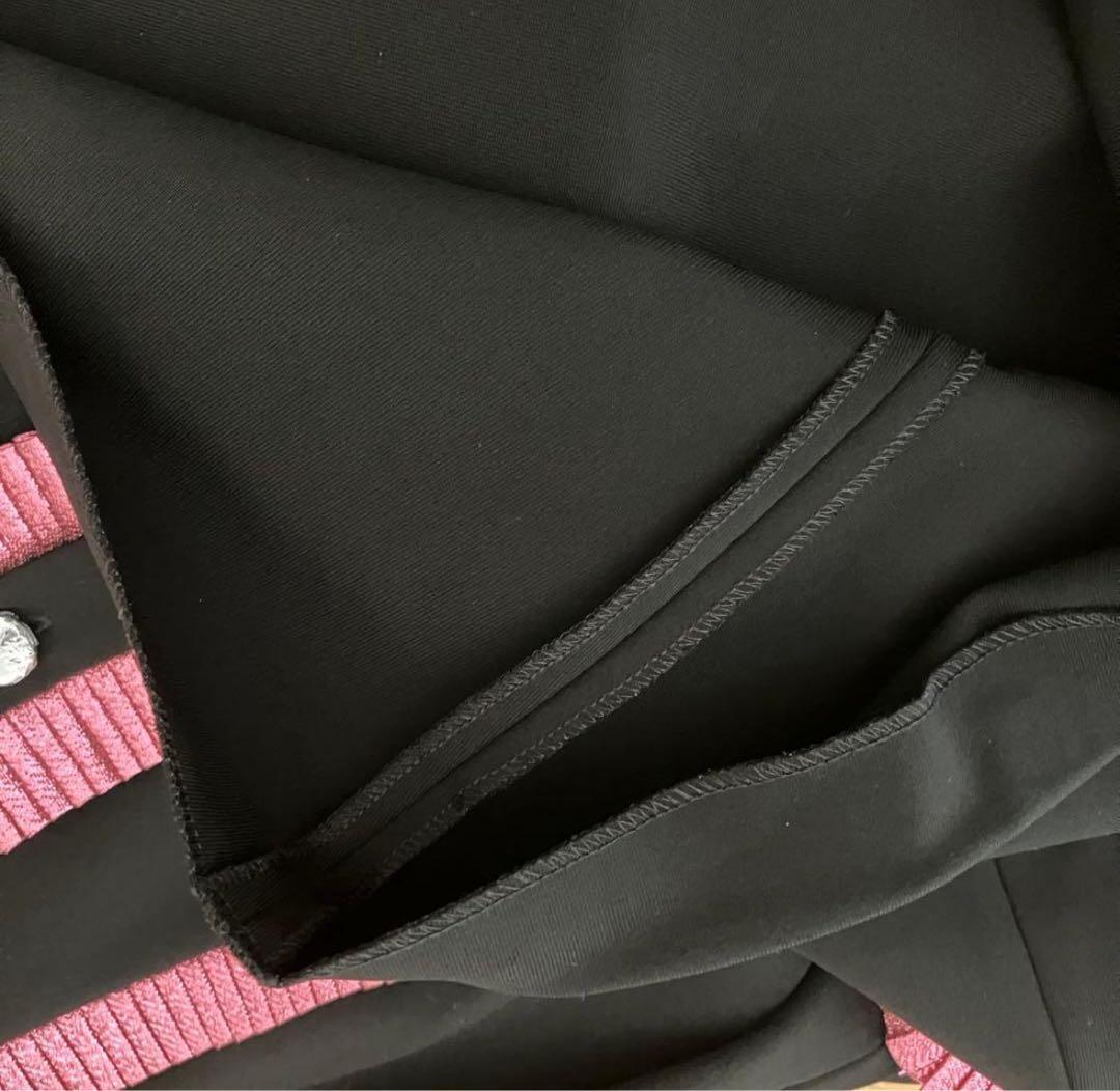 Gucci 2017年コレクション ブラック×ピンク ノースリーブ ワンピース