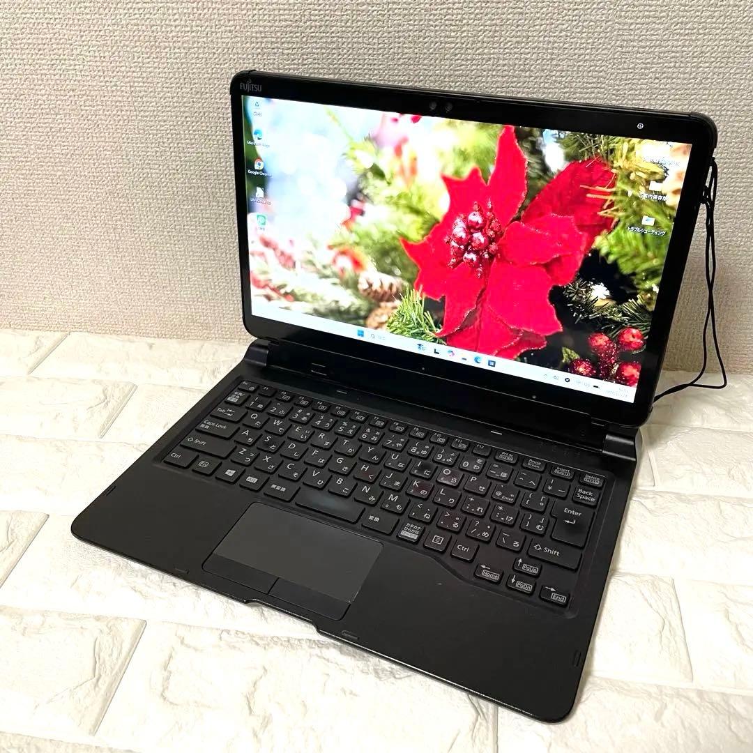 【即使用OK】タブレットPC i3-第10世代 SSD Office 富士通