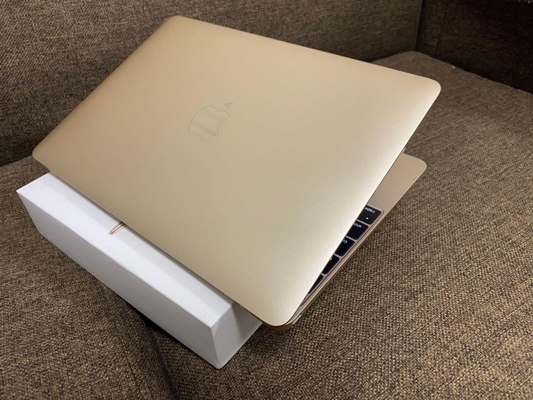 Apple MacBook ゴールド8GB　retina オフィス永続版