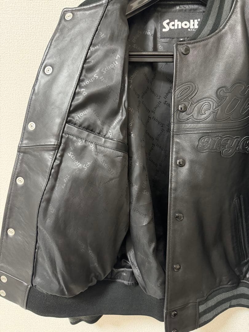 Schott ブラックレザー スタジャン