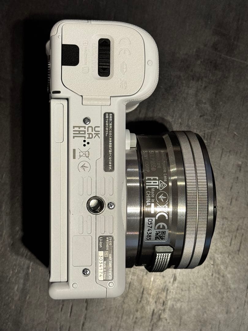 SONY ZV-E10L パワーズームレンズキット(ホワイト)