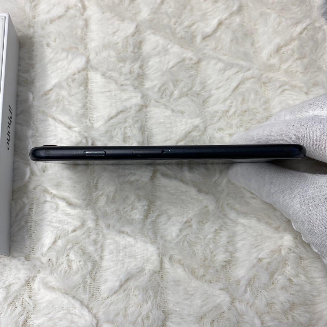 Apple iPhone SE 256GB ブラック