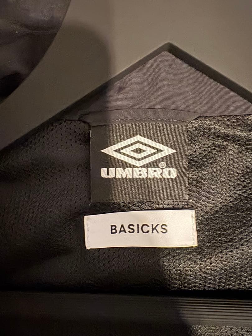 ジャケット・アウター BASICKS X UMBRO NYLON TRACK JACKET&PANTS