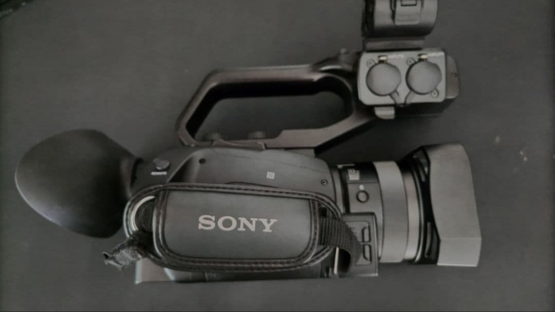 SONY HXR-NX80 本体、マイク、バッテリー