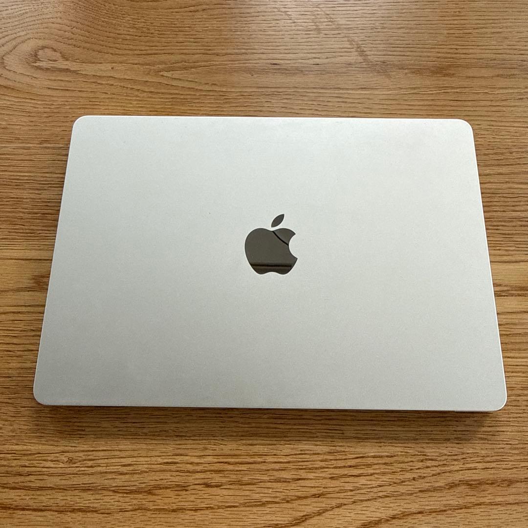 Apple MacBook Air 13インチ