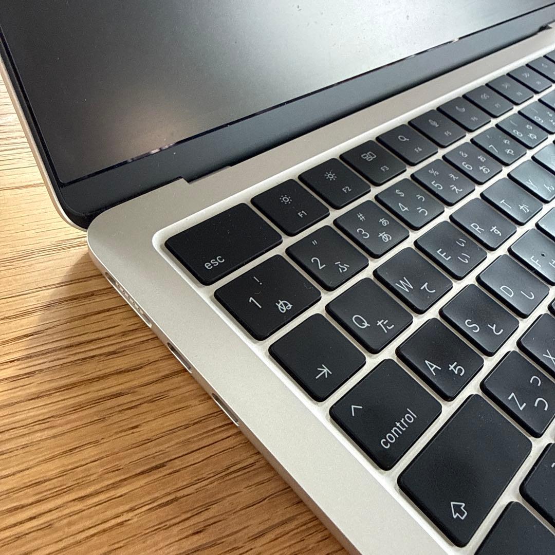 Apple MacBook Air 13インチ