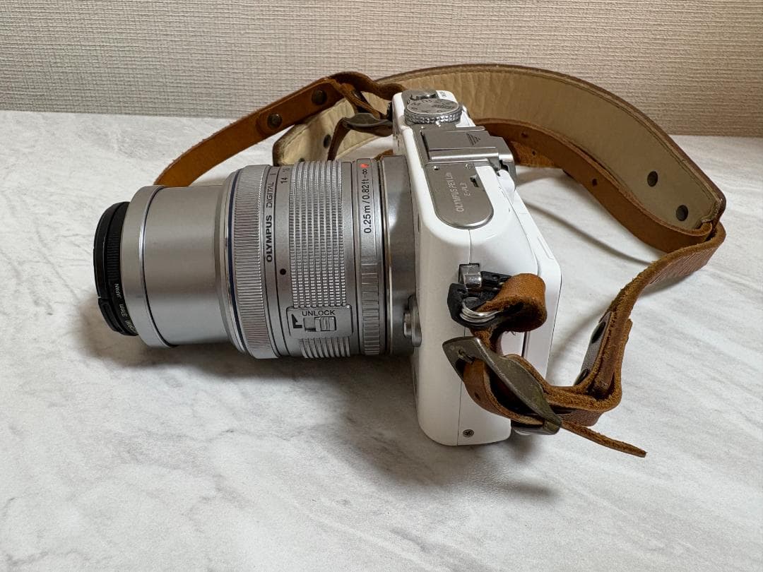 OLYMPUS オリンパス PEN Lite E-PL3 レンズキット