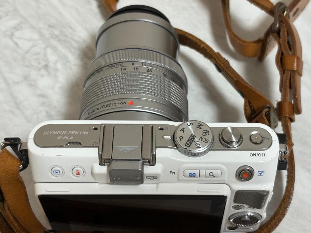 OLYMPUS オリンパス PEN Lite E-PL3 レンズキット