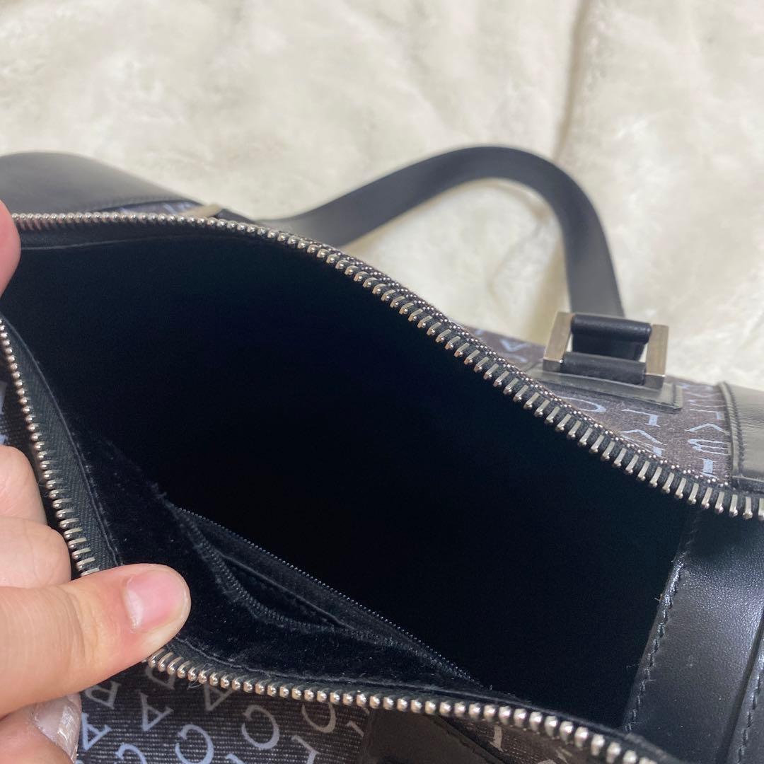 BVLGARI ドラムバッグ ブラック ロゴプリント