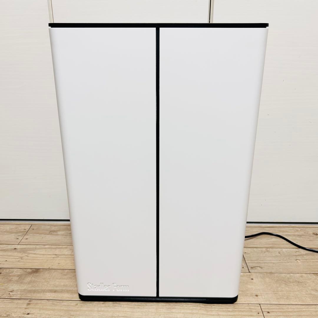 【使用少 美品】Stadler Form Lukas 空気清浄除湿機 19畳
