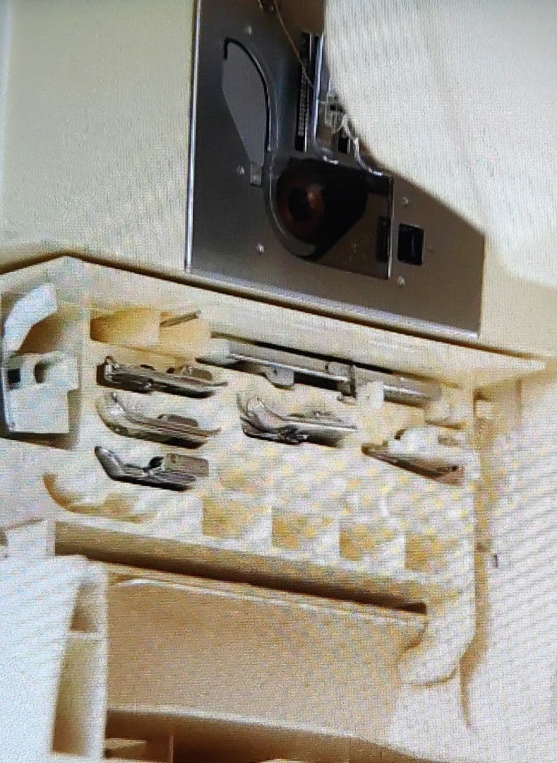 ミッキー 刺繍 厚物 文字 ブラザー ミシン 本体 ハンドメイド 手芸 リメイク